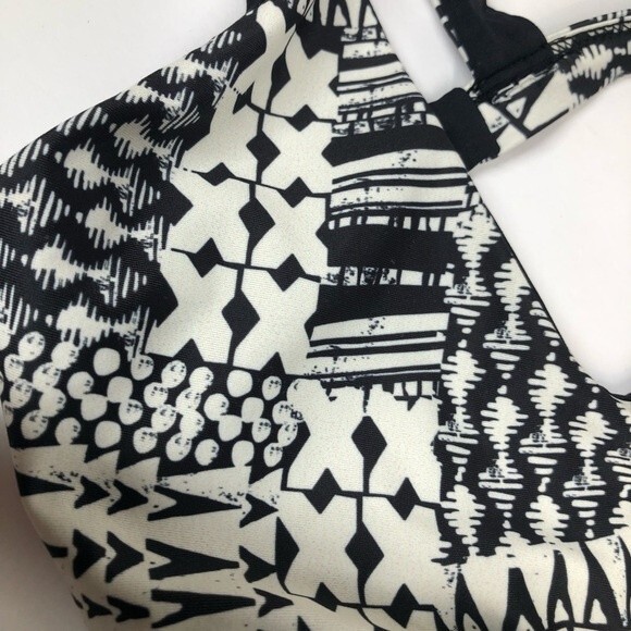 L*SPACE Venice Monokini One-Piece Swim Suit Cut Out Black White 8 - Picture 6 of 10